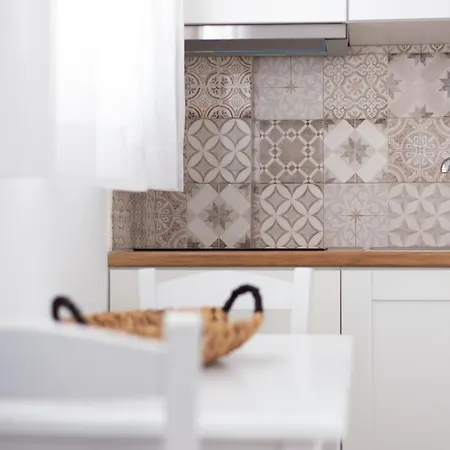 Hotel apartamentowy Sunsetview1 Batsi