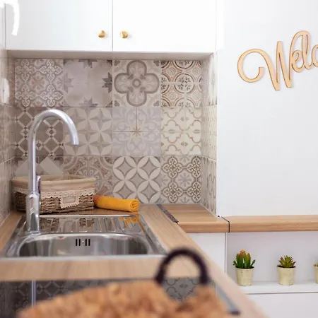 Sunsetview1 3* Batsi