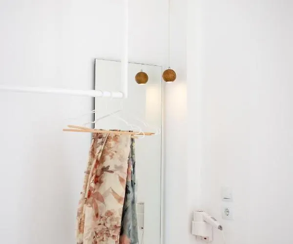 アパートホテル Sunsetview1 3*