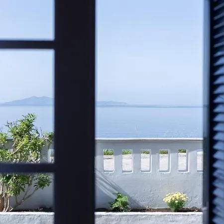 Apart Otel Sunsetview1 Batsi