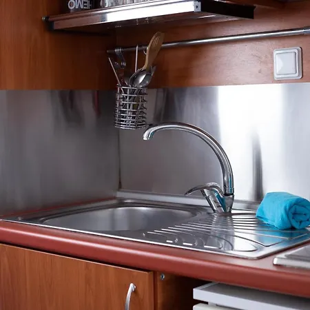 Apart Otel Sunsetview1 Batsi