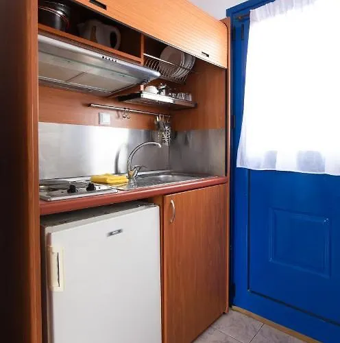 Aparthotel Sunsetview1 3*